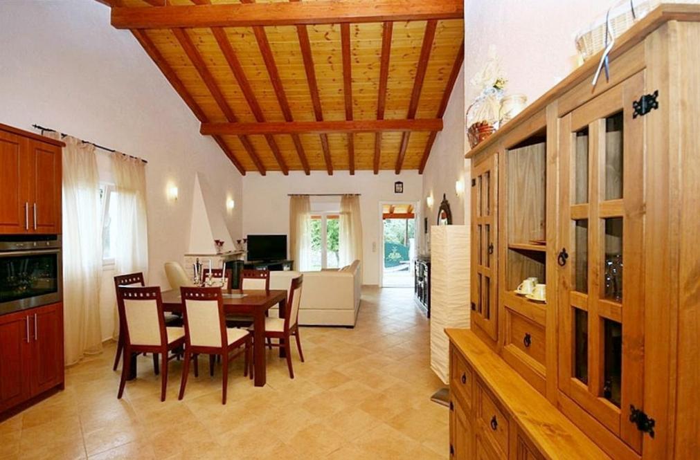 Villa Spiti Ute Makrádes Exteriör bild